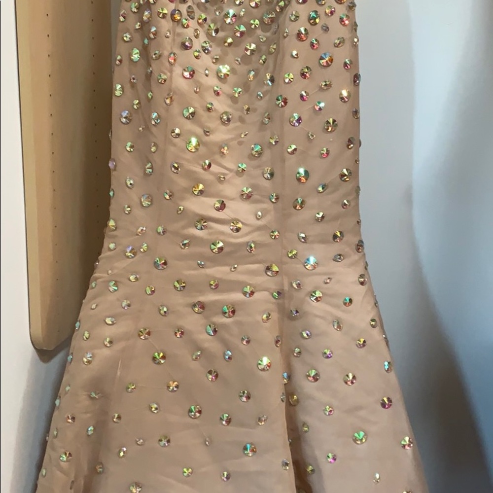 Evening or prom  formal dress - Picture 3 of 4